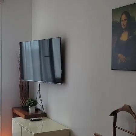 Incentrho * Rho