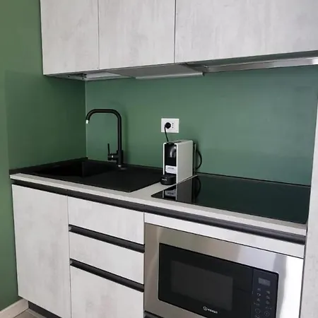 Incentrho Apartment