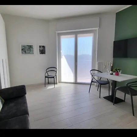 Incentrho Apartment *